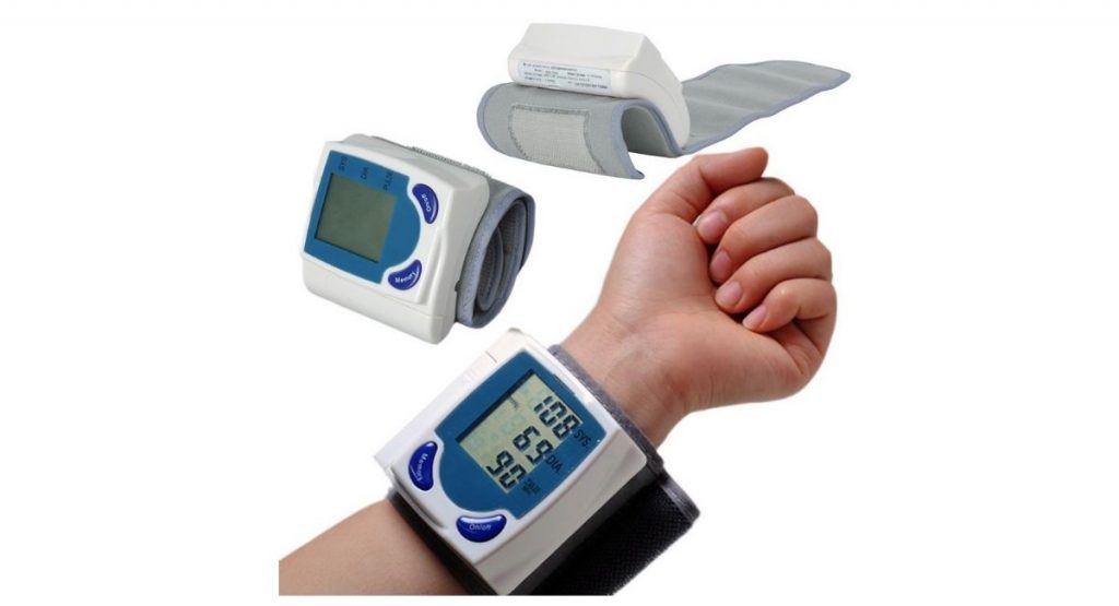 دقیق ترین دستگاه فشار خون برای کدام برند است؟ دیجیتال بخریم یا عقربه ای